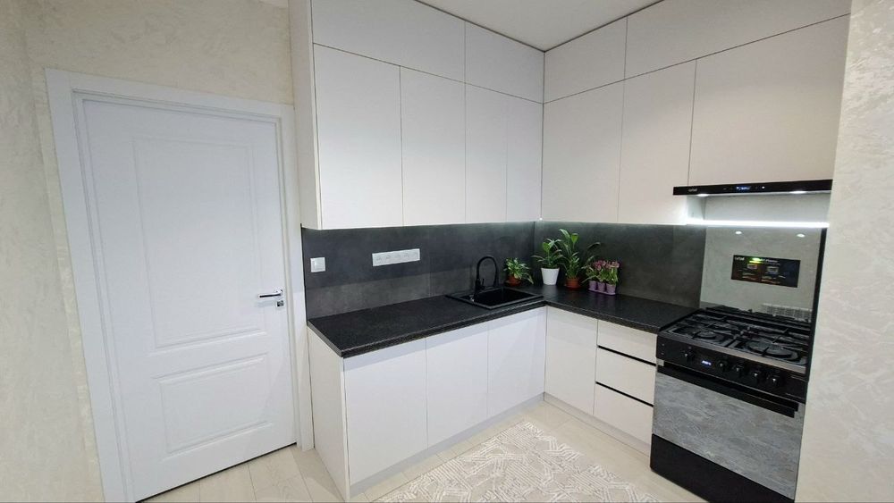 Продаётся квартира 4/3/5 Яшнобад.район