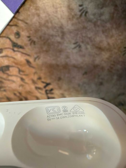 AirPods Pro 1 модел A2083 кутия за зареждане