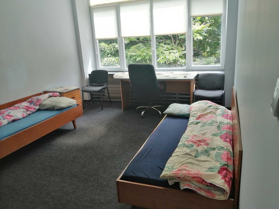 Дава се под наем Хотел в София, Дружба 1 - 30 кв.м за 10.2 € - Снимка #2