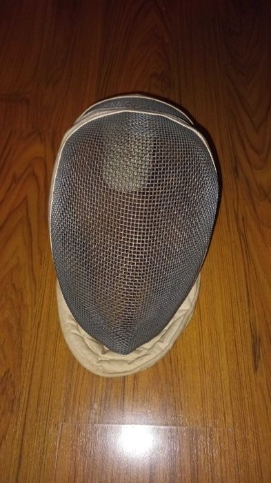 + Casca de scrima anii 40-50 marca Leon Paul  +