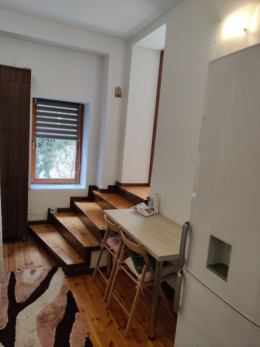 Apartament premium în centru, liniște și lumină naturală