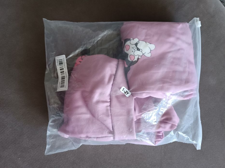 Продам костюм новый