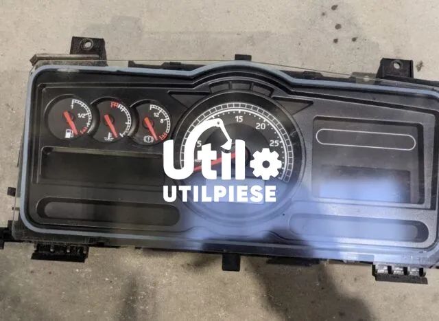Ceas bord Renault 7421573669 utilaje constructii - Original