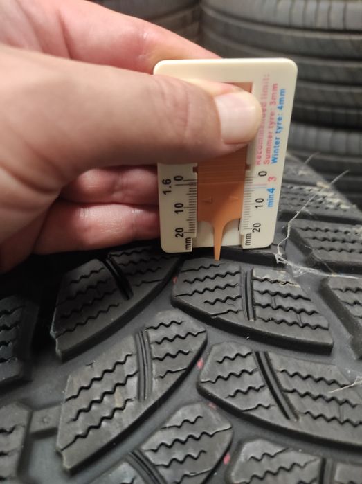225/50/17 Firestone