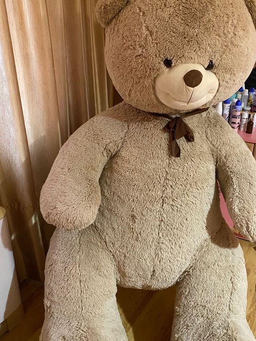 Продава се голямо мече