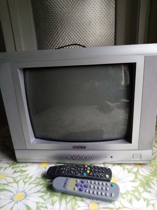 Цветен телевизор NEO TV 1451-14инча