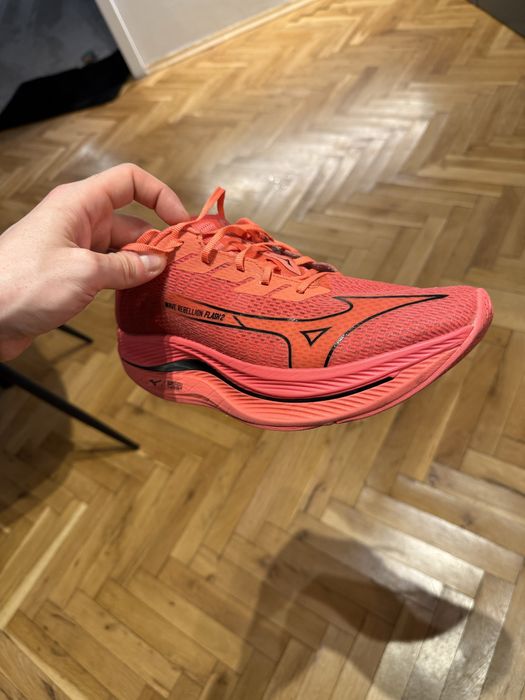 Mizuno Wave Rebellion FLASH 2