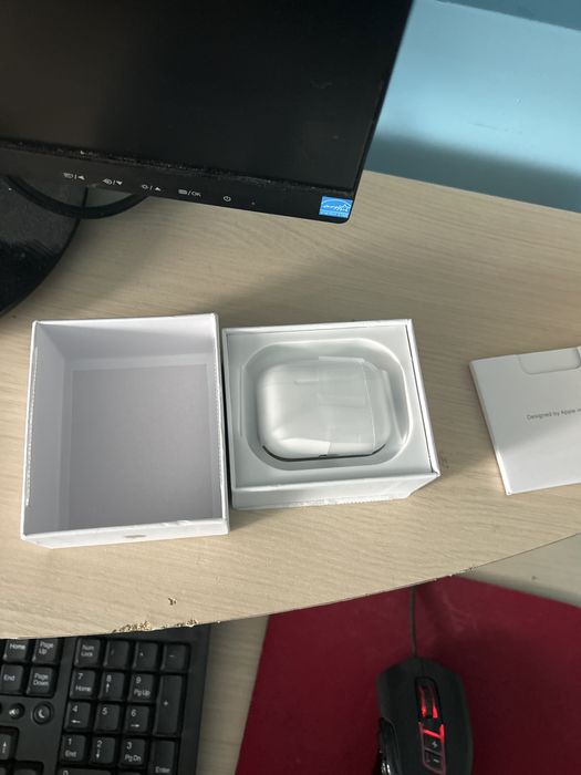 Airpods pro 3 …………….