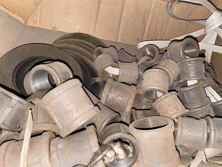 Фитинги, сгоны, отводы, углы, тройники, крестовины, фланцы, задвижки