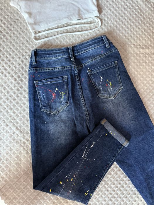 Дамски дънки с пръски