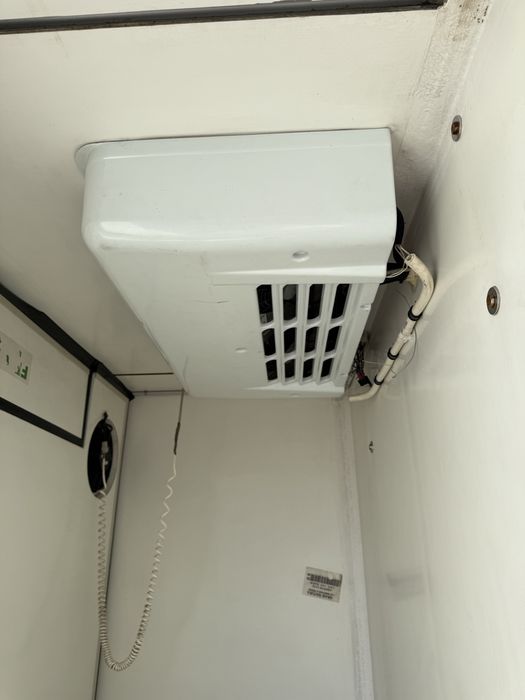 Cutie izotermă 380V / 12V frigorifică / congelator Zanelli cu agregat Themoking V-400 Max