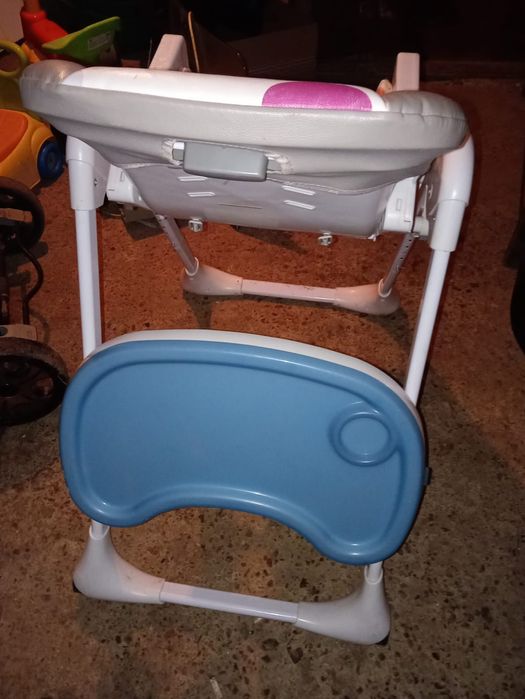 Scaun de masă pt copii/bebeluși