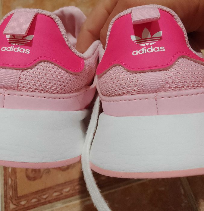 Маратонки Adidas