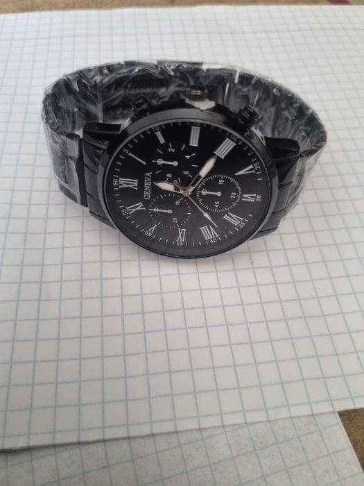 Продам часы новые