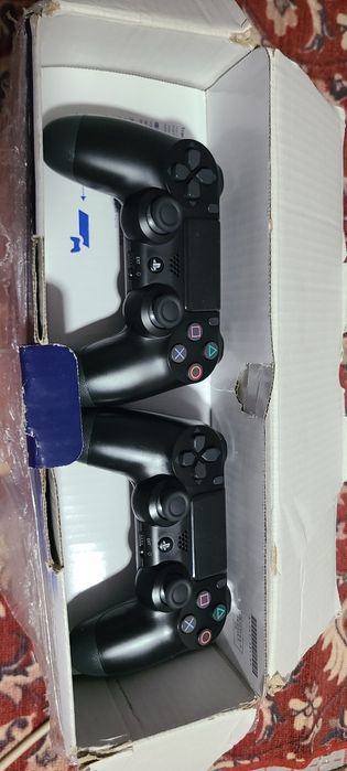Playstation 4 pro sotiladi