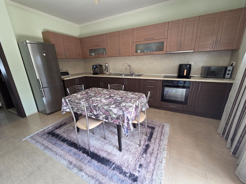 Продава се Къща в Свиленград - 360 кв.м за 595 €/кв.м - Снимка #3
