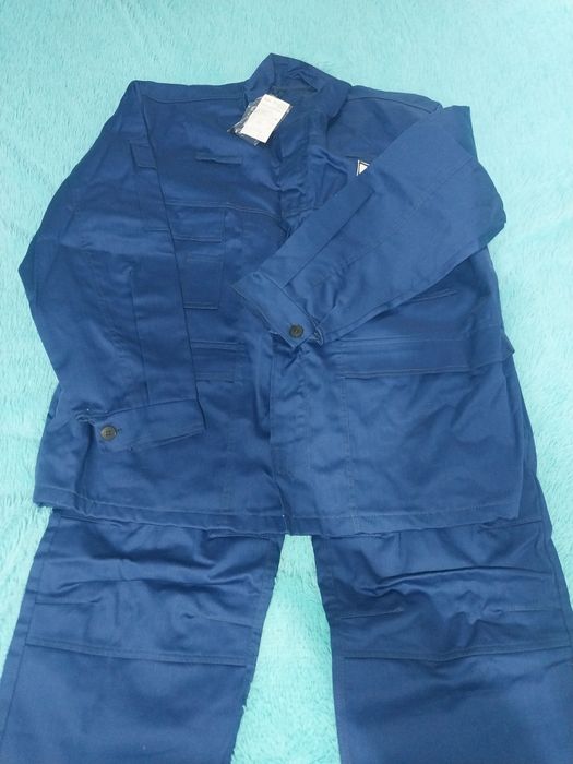 Продам спецодежда.