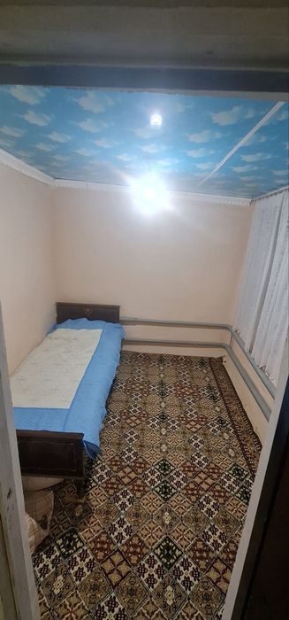 Srochno hovli uy sotiladi Toshkent v. Olmaliq sh. TELEGRAF Svetlyachok