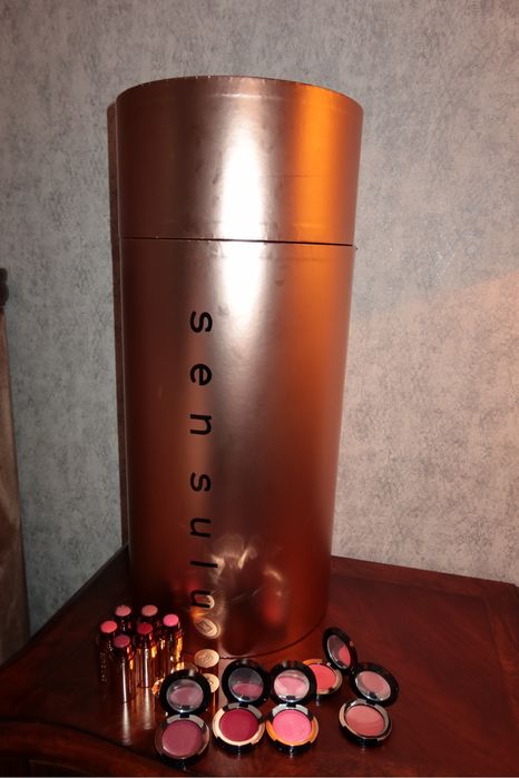 Бокс румяна от Sen sulu