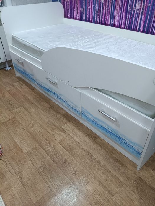 Продам детскую кровать