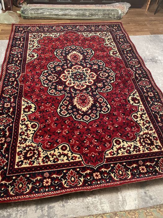 Продаю ковер шерстяной