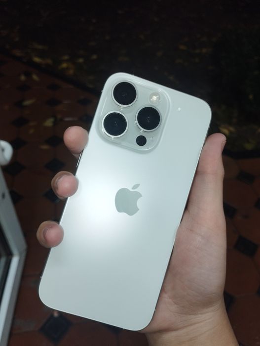 Iphone 15 pro ssrochno