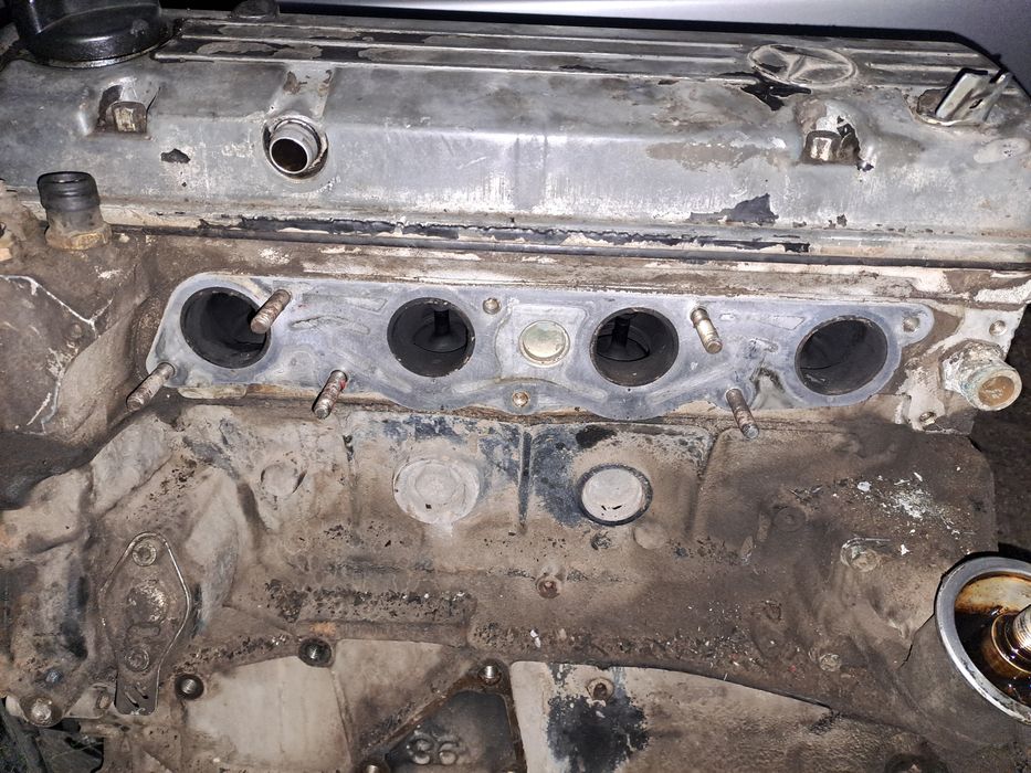 Двигатель на мерс 190