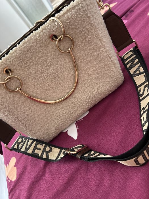 Geanta River Island London