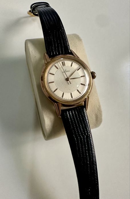 Швейцарские часы Zenith