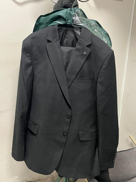 Костюм, новое, с обувь.