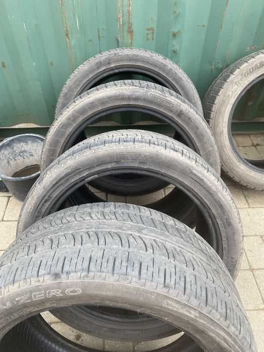 Продам шины 295/40/22