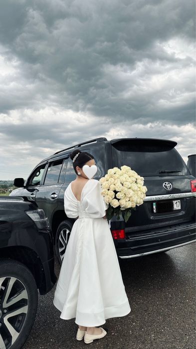 Шикарное выпускное платье уступка есть