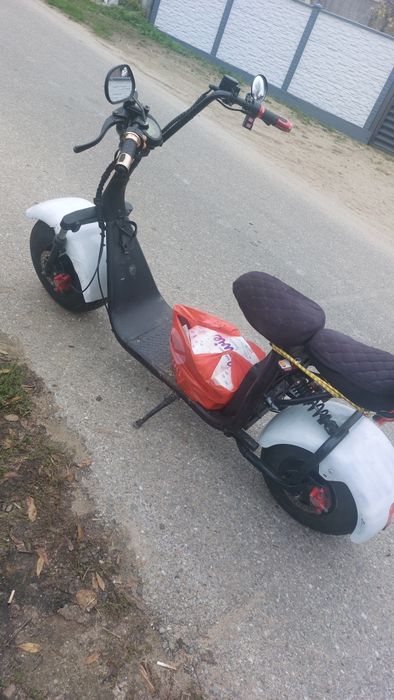 Vând scuter electric