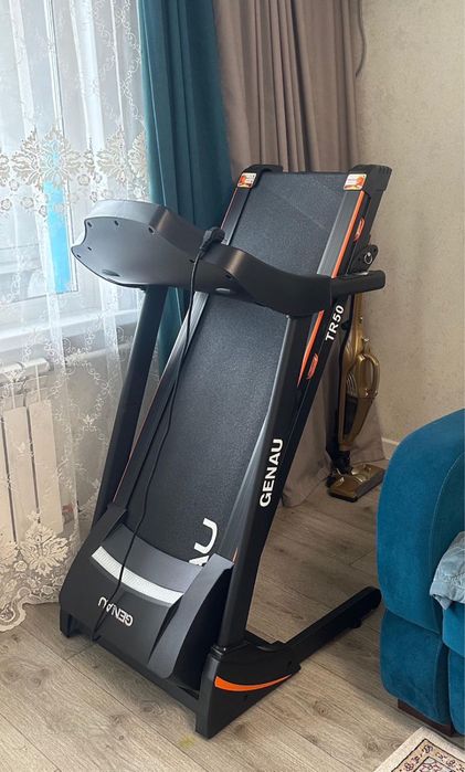 Продам беговую дорожку