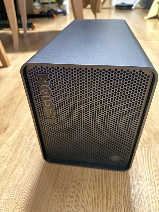 Lenovo legion EGPU кутия за външна видеокарта