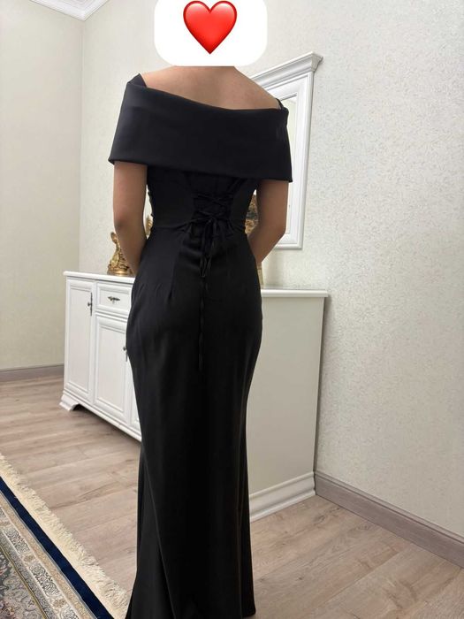 платье молодежное вечернее, черного цвета