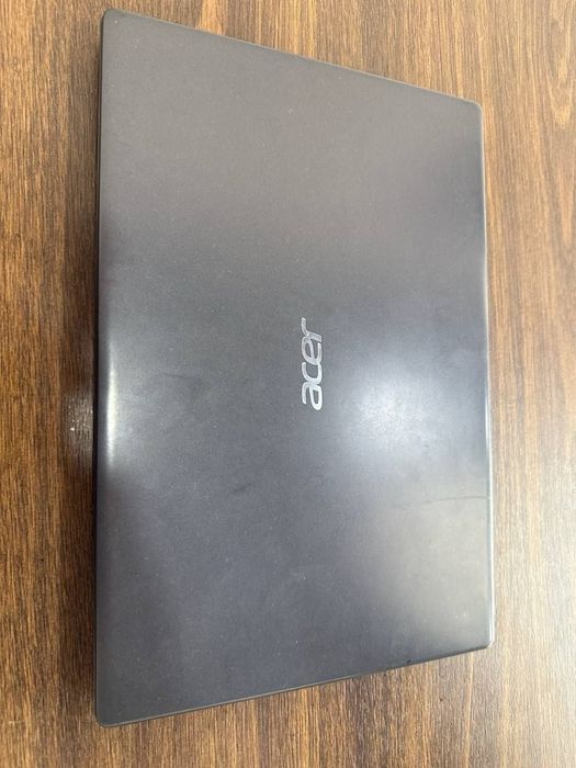Noutbuk Acer aybi zaryadi tez ketadi