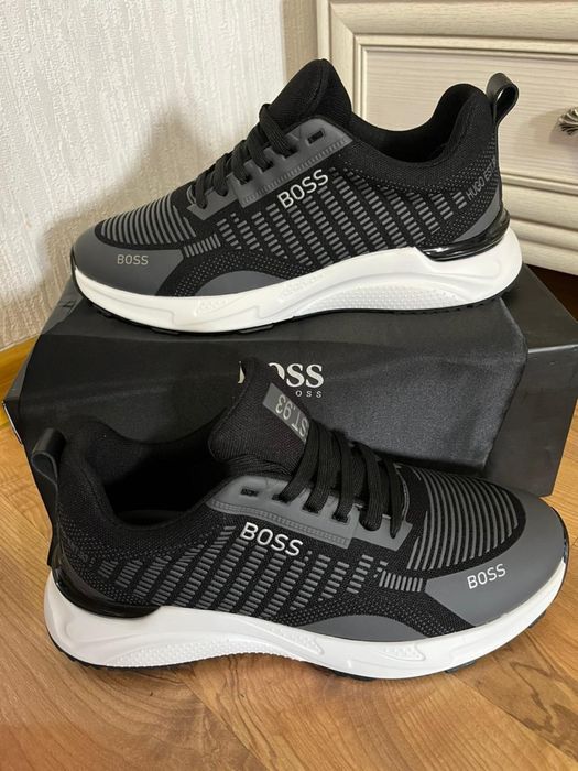 Босс кроссовки boss