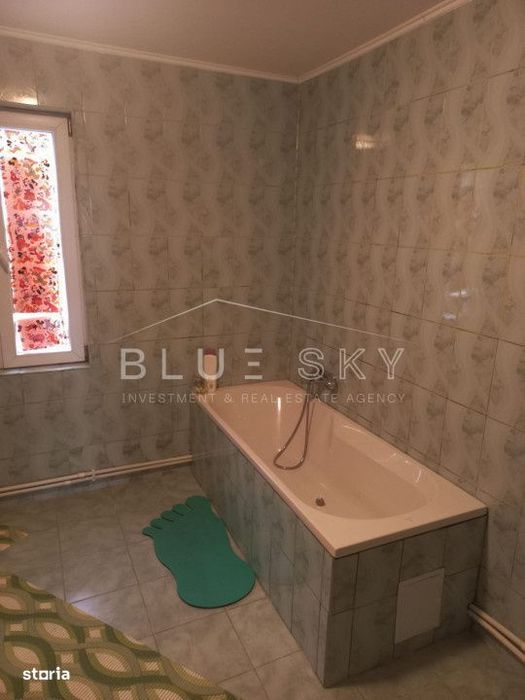 Refugiul perfect la malul marii-Vila camere 8 camere si foisor , Efori