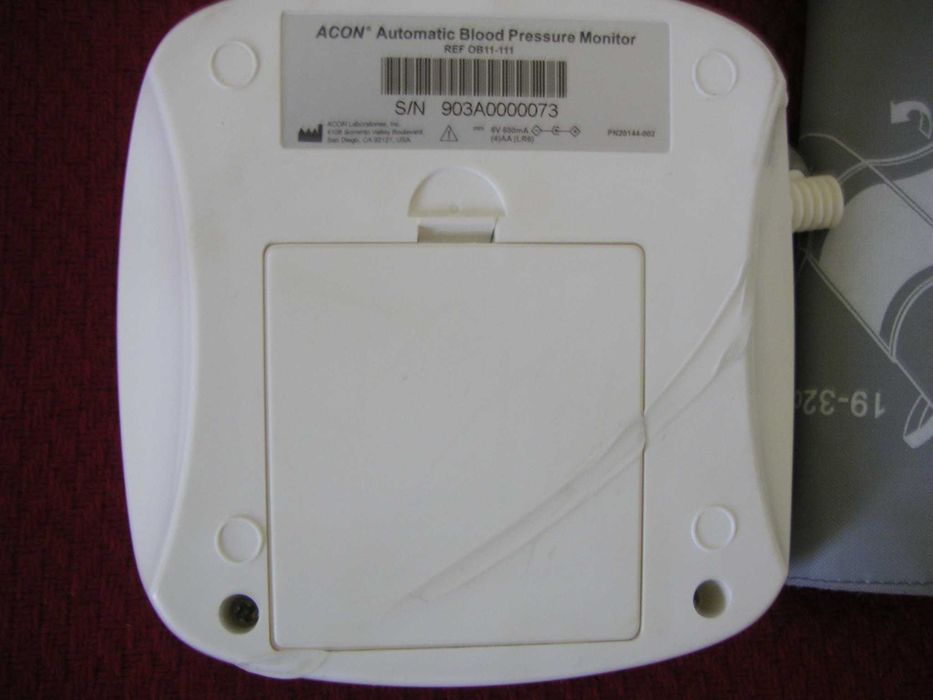 От САЩ Автоматичен АПАРАТ за Кръвно с МАНШЕТ над ЛАКЪТЯ