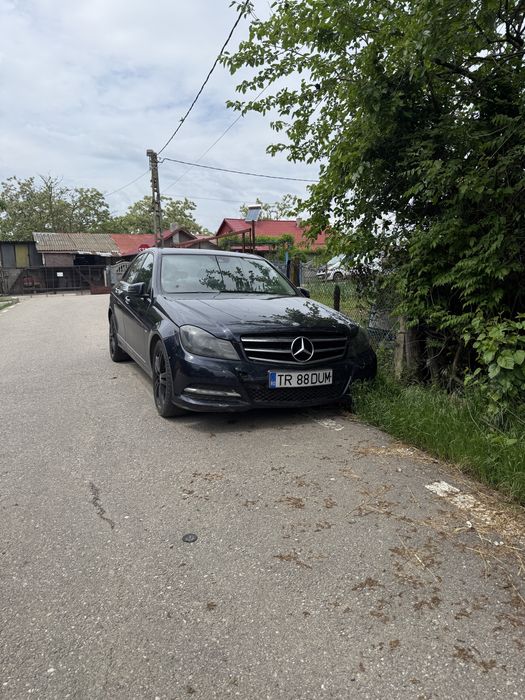 MERCEDES-BENZ C-Class 2012 — imagine 4