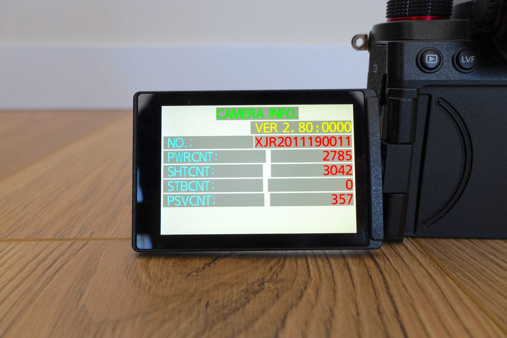 Panasonic Lumix S5 - Като чисто нов ! Бонус клетка Smallrig.