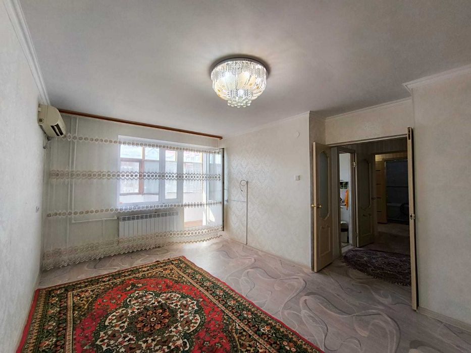 Продам 2 ком , в 12 мкр