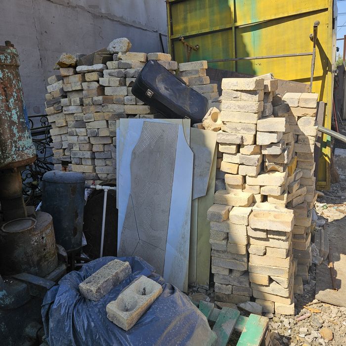 Продам кирпич срочно