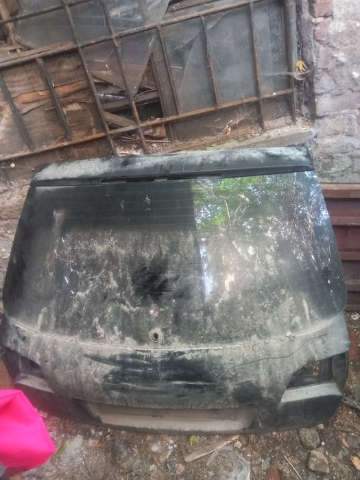 Заден капак за Audi a4 комби 2003 година