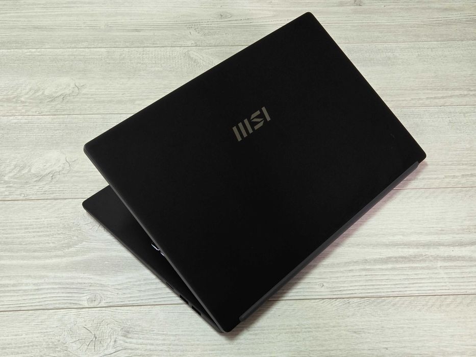 i5-1235U | 16RAM | 512GB SSD |IPS FHD | laptop лаптоп msi мси ултра лек бизнес workstation