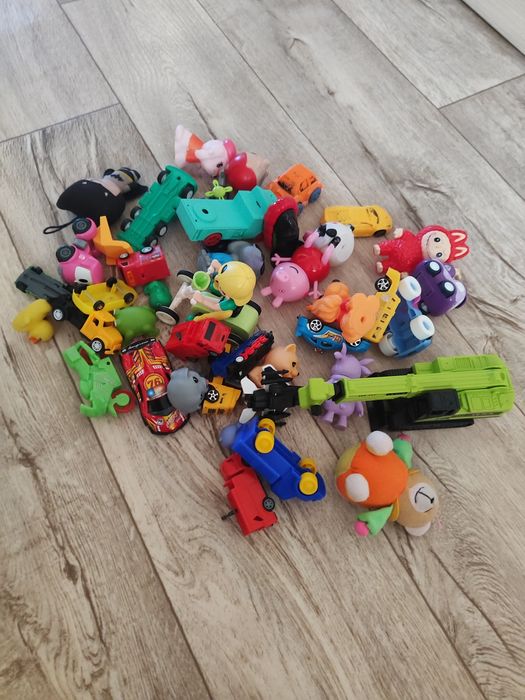 Продаю игрушки.      .