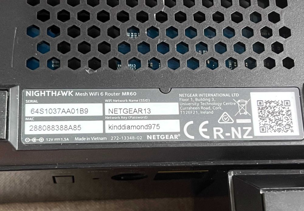 Sistem mesh WiFi 6 Netgear Nighthawk MR60 MS60 3 unitati AX1800