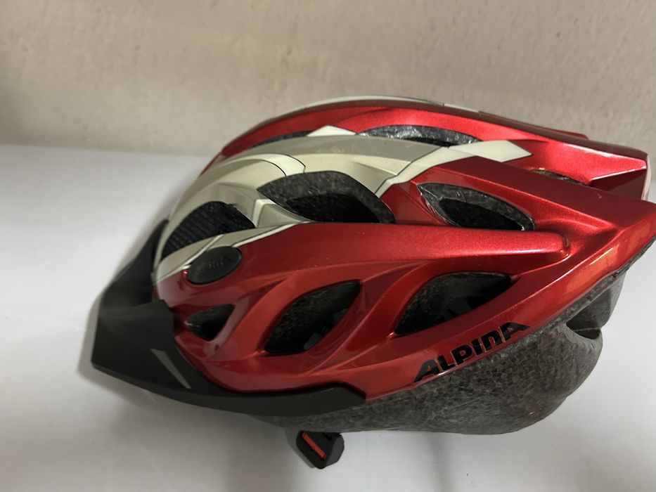 Каска за колело Алпина Alpina