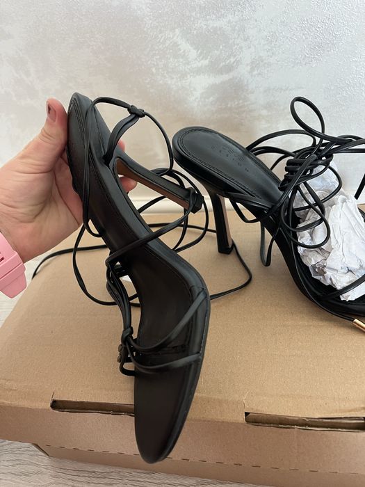 Sandale dama noi doar probate